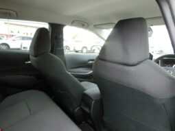 
										Toyota Corolla Hybrid full									