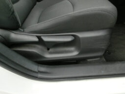 
										Toyota Corolla Hybrid full									