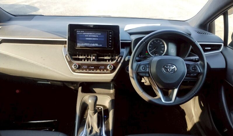 
								Toyota Corolla Sport full									