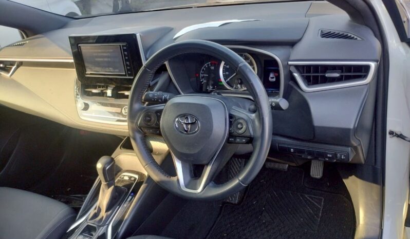 
								Toyota Corolla Sport full									