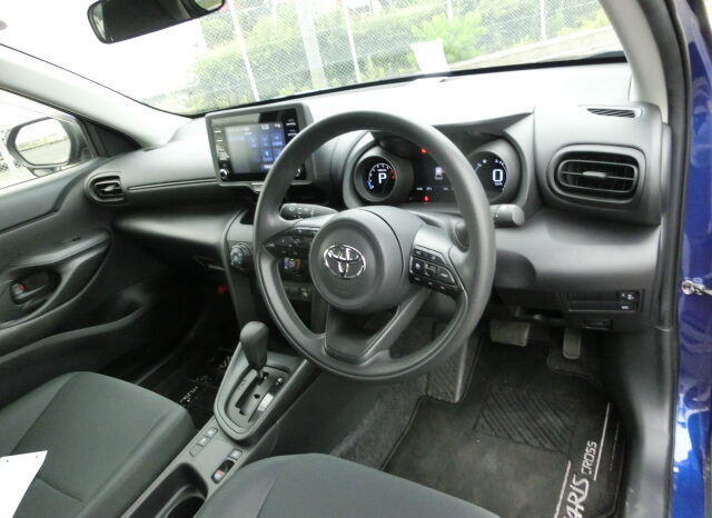 
								Toyota Yaris full									