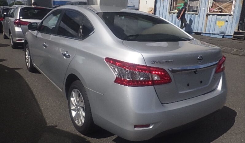 
								Nissan Sylphy full									