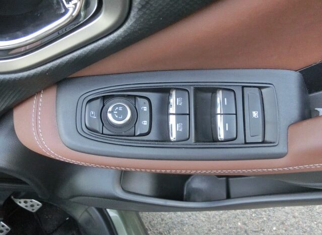 
								Subaru Forester full									