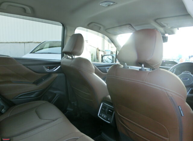 
								Subaru Forester full									