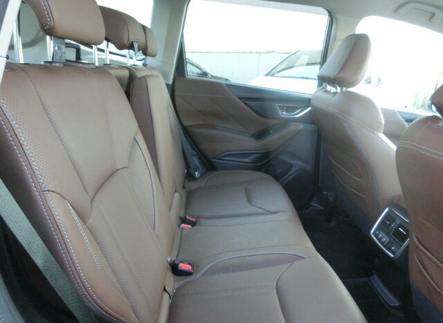 
								Subaru Forester full									