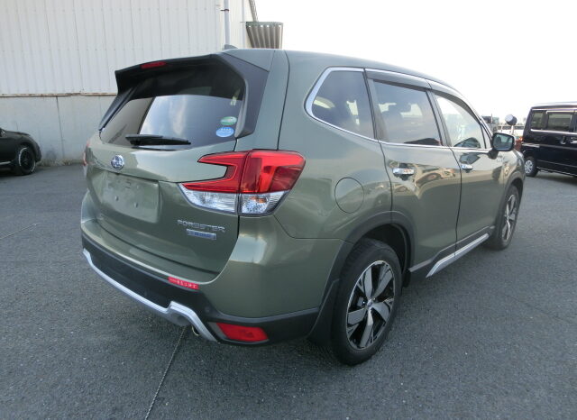 
								Subaru Forester full									