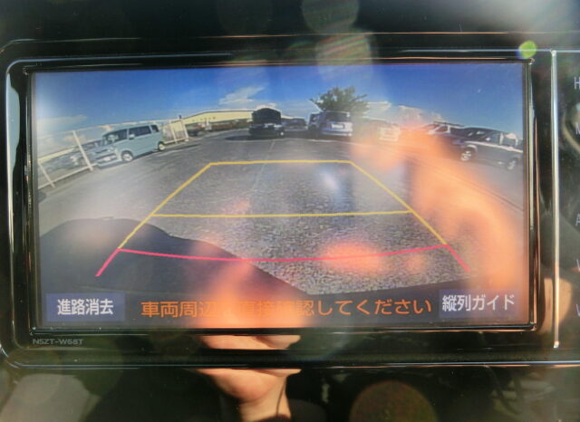 
								Toyota Corolla Sport full									