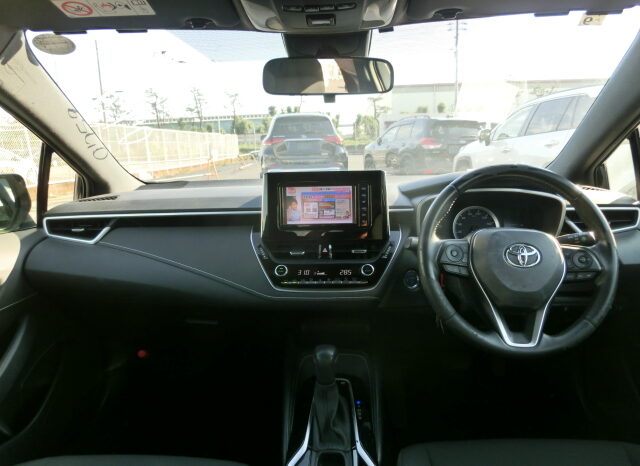 
								Toyota Corolla Sport full									