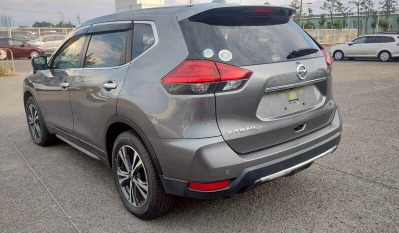 
								Nissan X-Trail full									