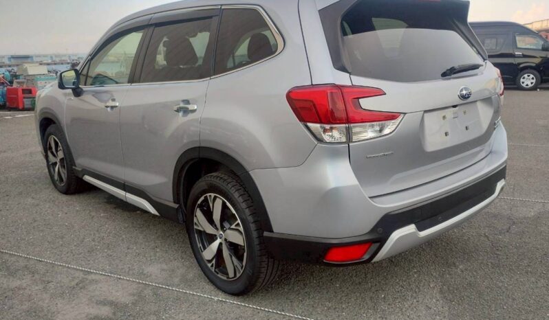 
								Subaru Forester full									