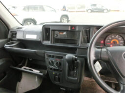 
										Daihatsu Hijet Cargo full									