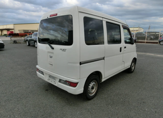 
								Daihatsu Hijet Cargo full									