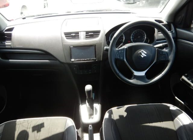 
								Suzuki Swift full									