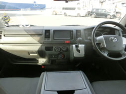 
										Toyota Hiace full									
