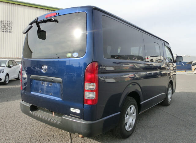 
								Toyota Hiace full									