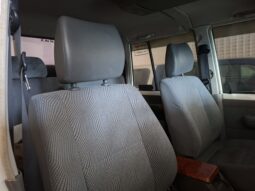 
										Toyota Landcruiser full									