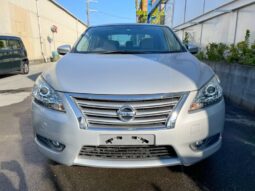 
										Nissan Sylphy full									