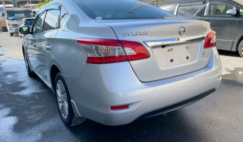 
								Nissan Sylphy full									
