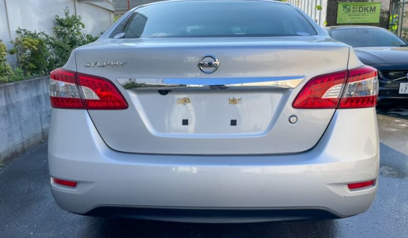 
								Nissan Sylphy full									