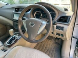 
										Nissan Sylphy full									