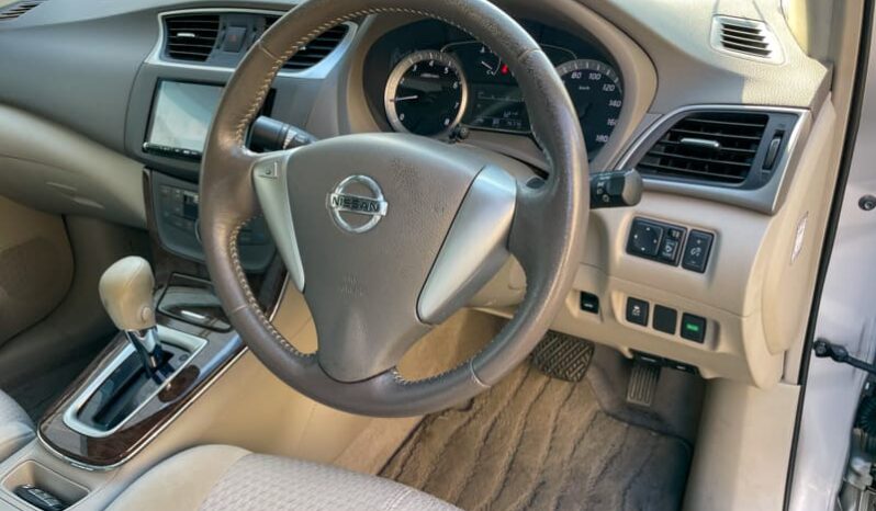 
								Nissan Sylphy full									
