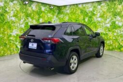 
										Toyota Rav4 full									