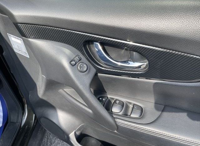 
								Nissan X-trail full									