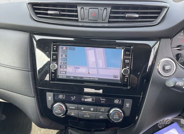 
								Nissan X-trail full									