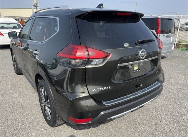 
								Nissan X-trail full									