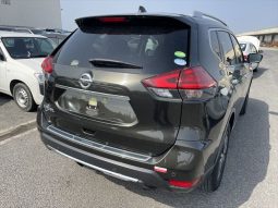 
										Nissan X-trail full									