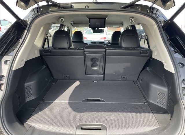 
								Nissan X-trail full									