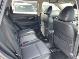 
										Nissan X-trail full									
