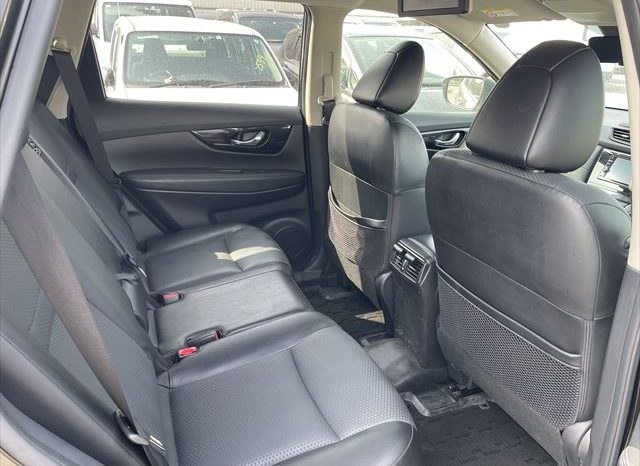 
								Nissan X-trail full									