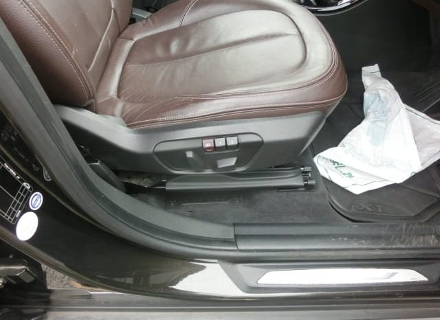 
								BMW X1 full									