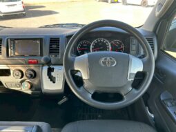 
										Toyota Regius Ace full									
