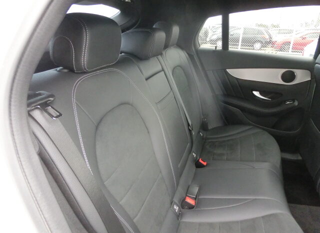 
								Mercedes Benz GLC full									