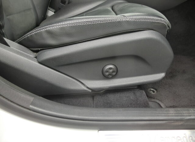 
								Mercedes Benz GLC full									