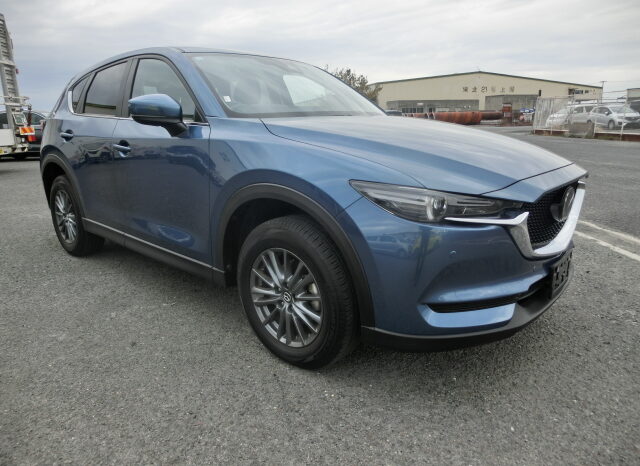 
								Mazda CX-5 full									