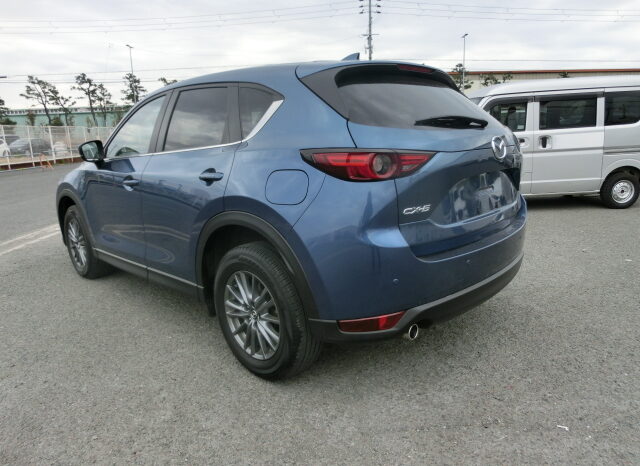
								Mazda CX-5 full									