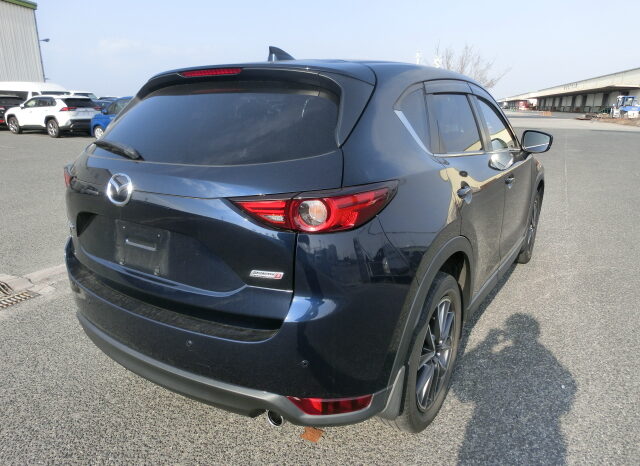 
								Mazda CX-5 full									