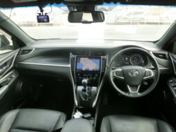 
										Toyota Harrier full									