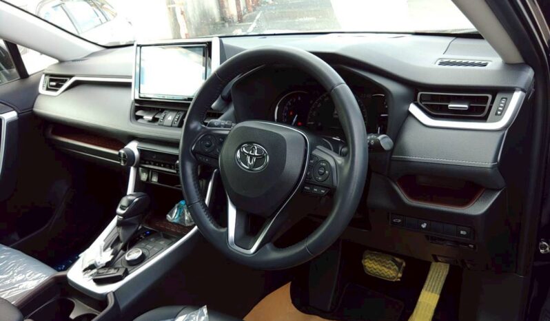 
								Toyota Rav4 full									