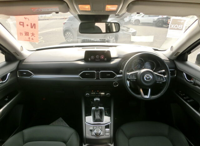 
								Mazda CX-5 full									