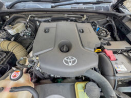 
										Toyota Hilux full									