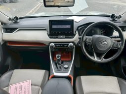 
										Toyota Rav4 full									