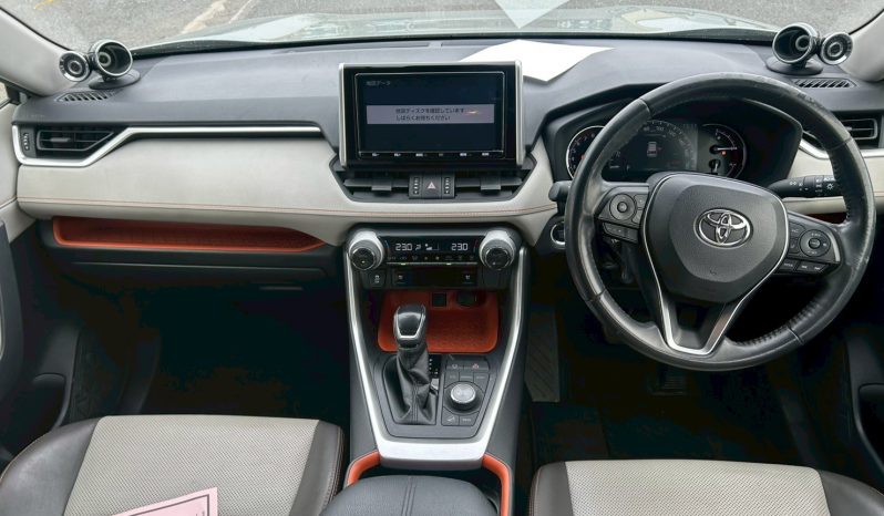 
								Toyota Rav4 full									