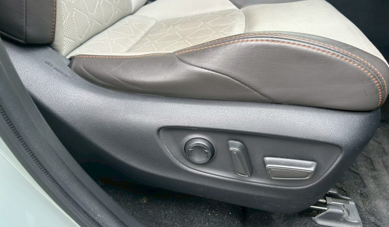 
								Toyota Rav4 full									