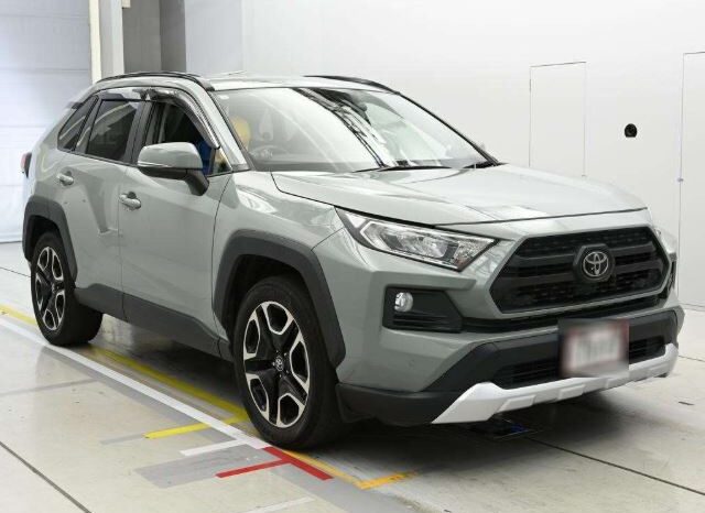 
								Toyota Rav4 full									