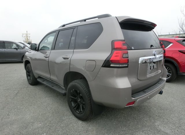 
								Toyota Prado full									