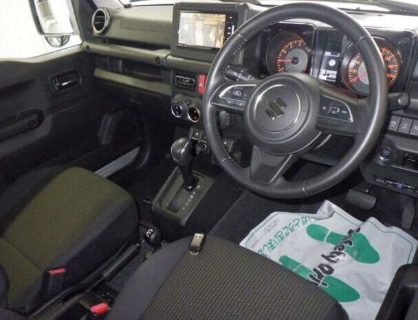 
								Suzuki Jimny Sierra full									